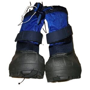 Baby size 5 Snow boots